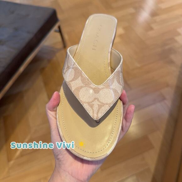 NWT Coach Women's Bridget Sandal Signature Canvas CZ158 BeachWood us5.5 - Picture 1 of 10